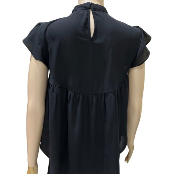 NWOT 🛍️ EXPRESS BLACK RUFFLE SHORT FLUTTER SLEEVE LACE NECK PARTY TOP BLOUSE XS - Picture 2 of 2